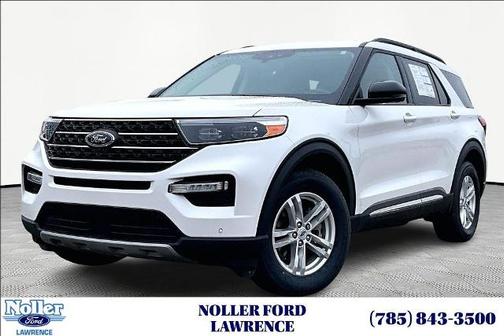STAR WHITE MET TRI-COAT 2023 Ford Explorer XLT