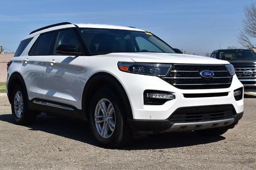 STAR WHITE MET TRI-COAT 2023 Ford Explorer XLT