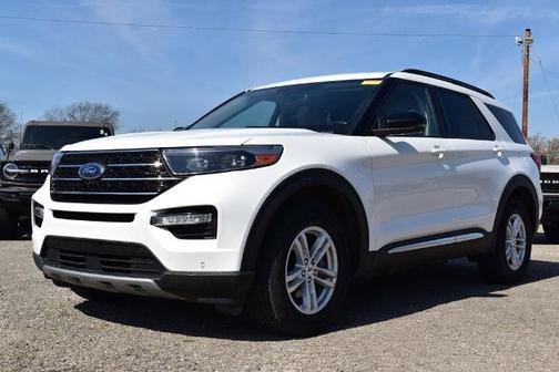 STAR WHITE MET TRI-COAT 2023 Ford Explorer XLT