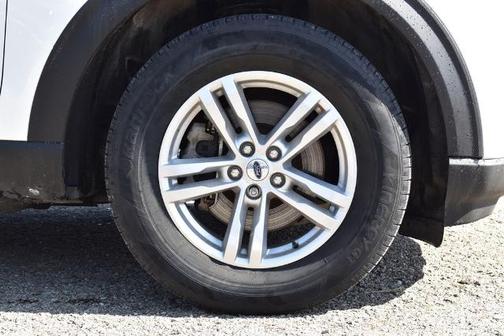 STAR WHITE MET TRI-COAT 2023 Ford Explorer XLT