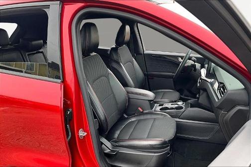 RAPID RED MET TINTED CC 2024 Ford Escape ST-LINE