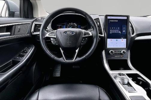 ICONIC SILVER 2023 Ford Edge SEL