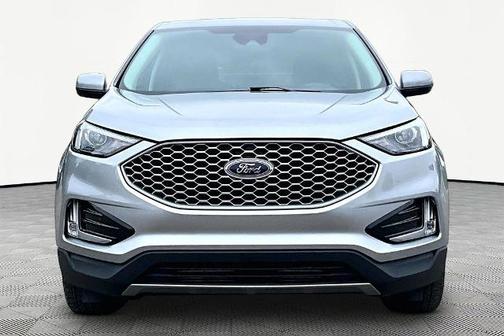 ICONIC SILVER 2023 Ford Edge SEL