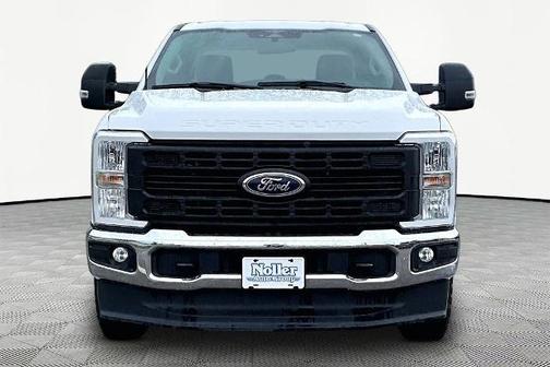 OXFORD WHITE 2023 Ford F-250 XL
