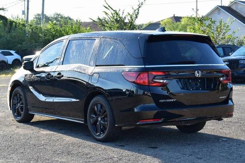 2024 Honda Odyssey Sport