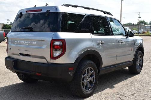 ICONIC SILVER METALLIC 2023 Ford Bronco Sport BADLANDS