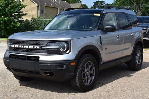 ICONIC SILVER METALLIC 2023 Ford Bronco Sport BADLANDS