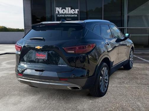 Black 2024 Chevrolet Blazer PREMIER
