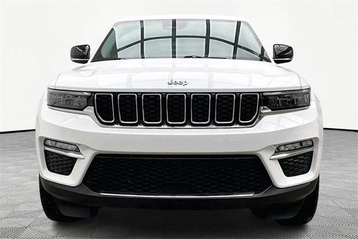 2022 Jeep Grand Cherokee BASE