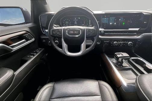 Onyx Black 2022 GMC Sierra 1500 SLT