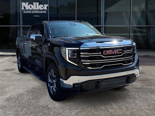 Onyx Black 2022 GMC Sierra 1500 SLT