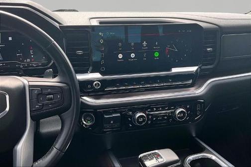 Onyx Black 2022 GMC Sierra 1500 SLT