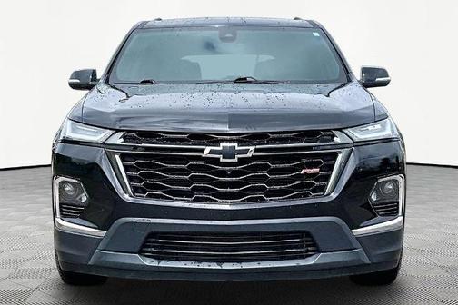 Mosaic Black Metallic 2022 Chevrolet Traverse RS