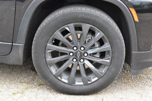 Mosaic Black Metallic 2022 Chevrolet Traverse RS