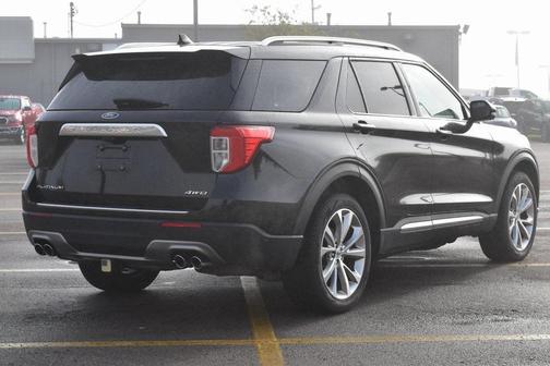 2022 Ford Explorer Platinum