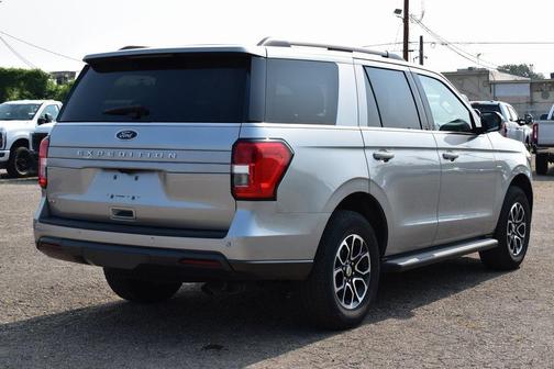2022 Ford Expedition XLT