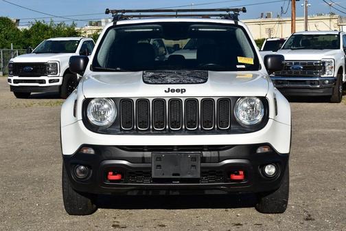 2017 Jeep Renegade Trailhawk