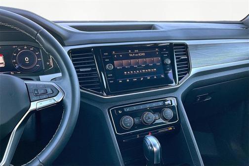 2023 Volkswagen Atlas Cross Sport 3.6L V6 SE w/Technology