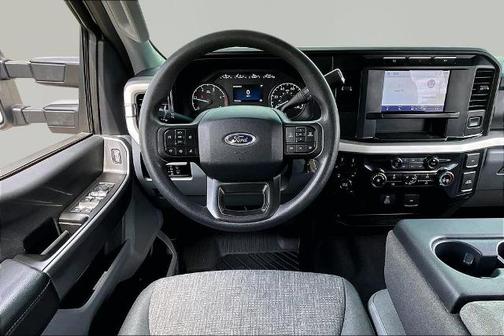 OXFORD WHITE 2024 Ford F-350 XLT
