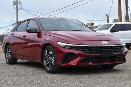 2025 Hyundai ELANTRA SEL SPORT