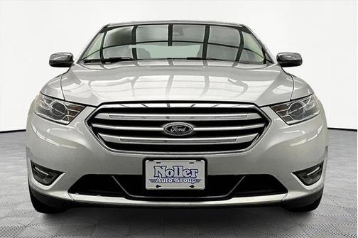 2018 Ford Taurus Limited