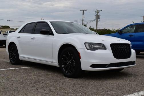 2022 Chrysler 300 Touring