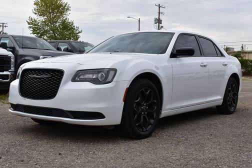 2022 Chrysler 300 Touring
