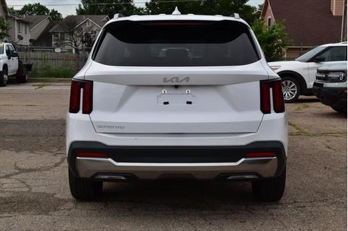 2024 Kia Sorento S