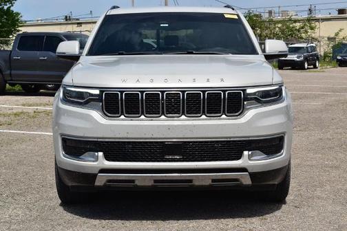 Luxury White Pearlcoat 2022 Jeep Wagoneer SERIES III