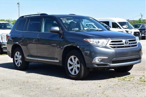 2013 Toyota Highlander SE