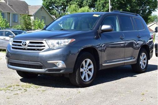 2013 Toyota Highlander SE