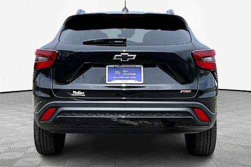 Mosaic Black Metallic 2024 Chevrolet Trax 2RS