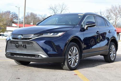 2022 Toyota Venza XLE