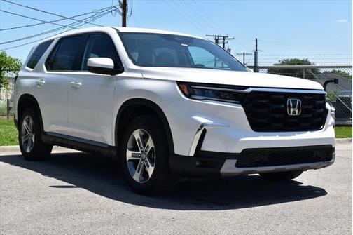 2023 Honda Pilot AWD EX-L 8 Passenger