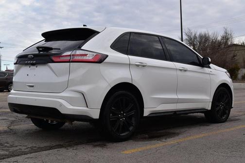 2022 Ford Edge ST LINE