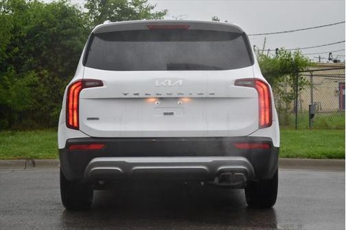 2022 Kia Telluride S