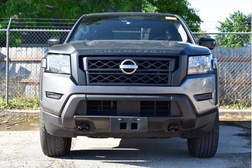 2022 Nissan Frontier S