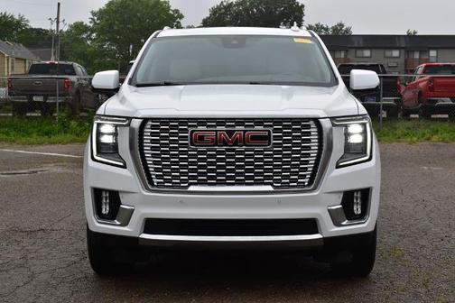 Summit White 2024 GMC Yukon DENALI