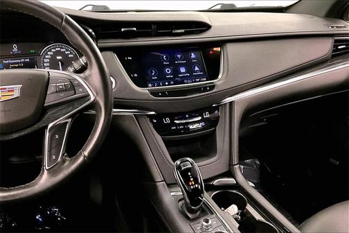 2022 Cadillac XT5 Premium Luxury