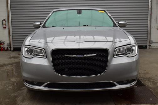 2020 Chrysler 300 Limited