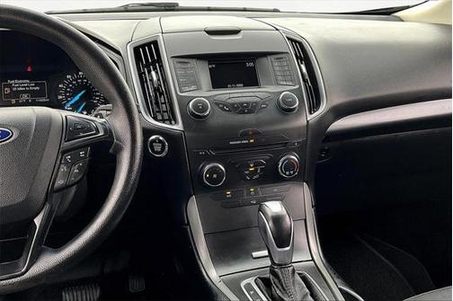 2017 Ford Edge SE