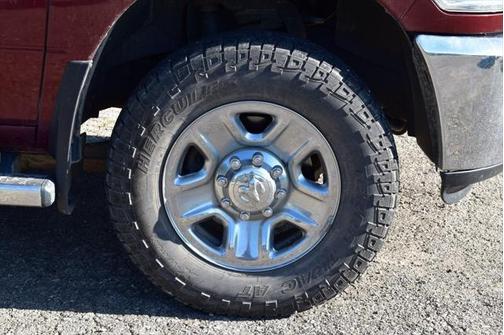 2018 RAM 2500 SLT Crew Cab 4x4 6'4' Box