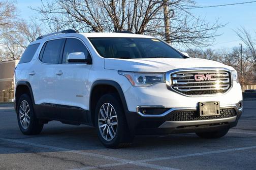 2019 GMC Acadia SLE-2