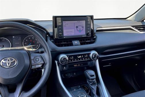 2022 Toyota RAV4 Hybrid LE