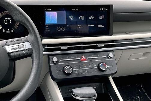 White Pearl 2025 Hyundai TUCSON SE