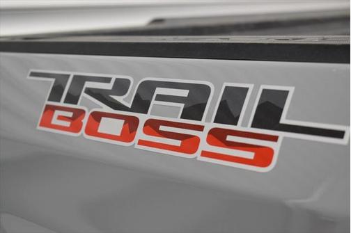 2024 Chevrolet Silverado 1500 Custom Trail Boss