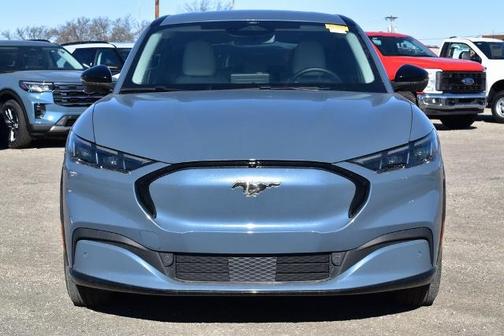 2024 Ford Mustang Mach-E PREMIUM