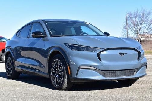 2024 Ford Mustang Mach-E PREMIUM