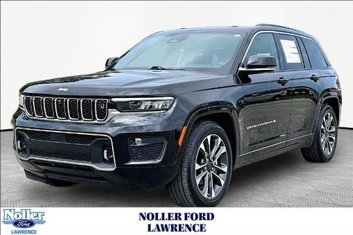 Diamond Black 2024 Jeep Grand Cherokee OVERLAND