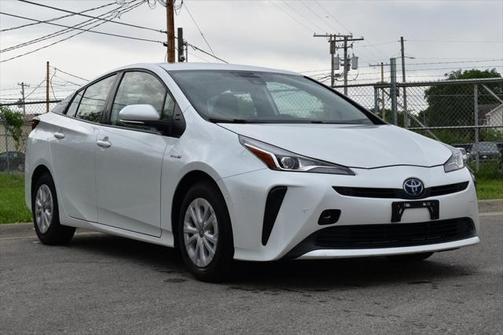 2021 Toyota Prius LE